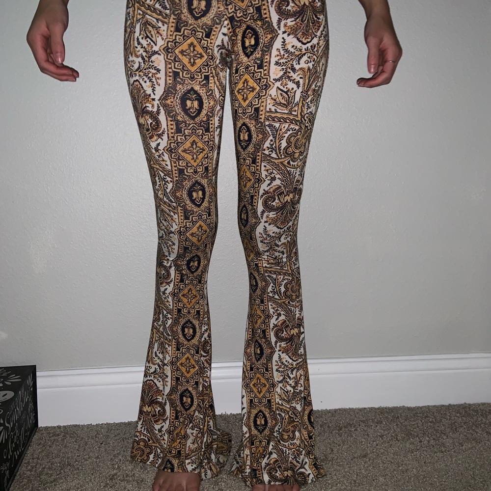 Flare stretchy pants